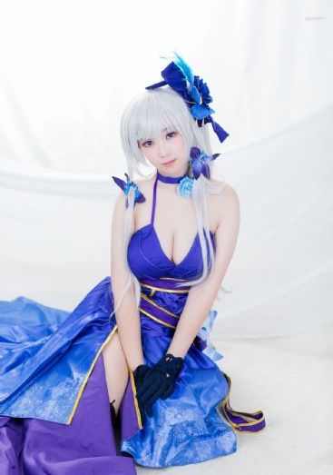 能干的女秘书电影_720视频大全