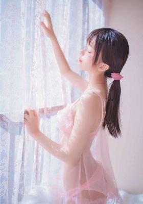 泰剧与爱同居_十万网红美女美酱