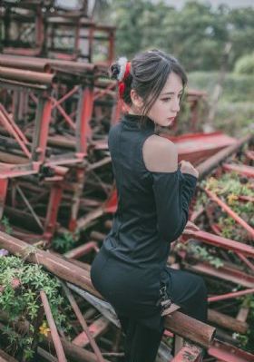 我老公的家庭教师在线_720完整在线观看