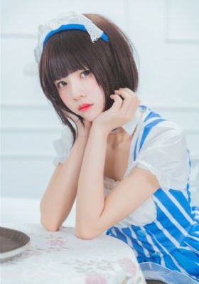 豪乳老师刘艳在线阅读_BD英语在线观看高清